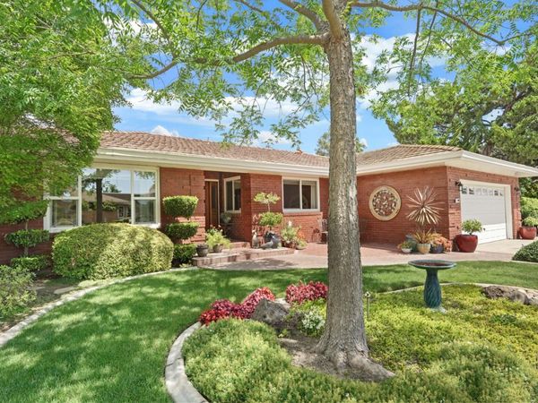1909 W Vine St, Lodi, CA 95242