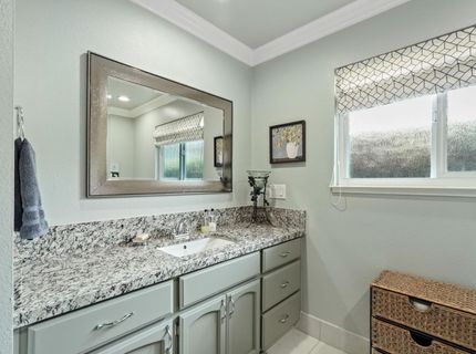 1909 W Vine St, Lodi, CA 95242 Photo