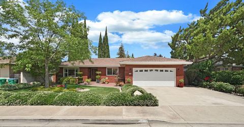 1909 W Vine St, Lodi, CA 95242 Photo