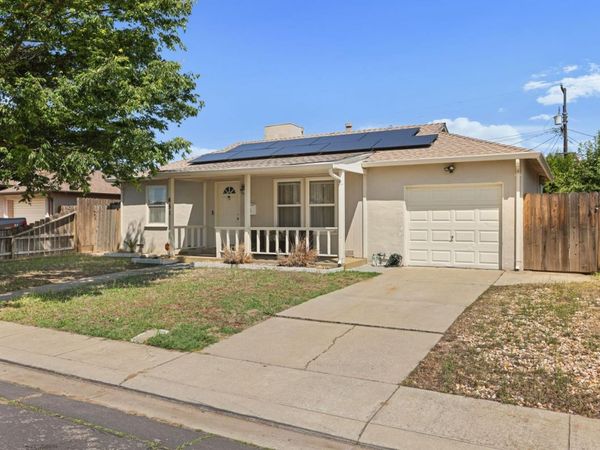 651 Pine St, Manteca, CA 95336