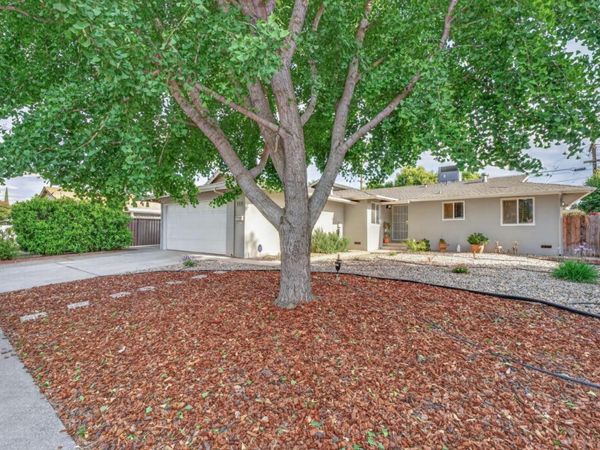 716 Winslow Dr, Yuba City, CA 95991