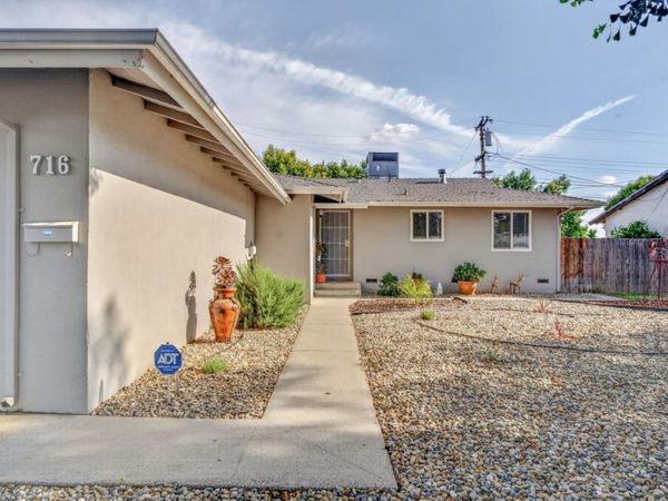 716 Winslow Dr, Yuba City, CA 95991