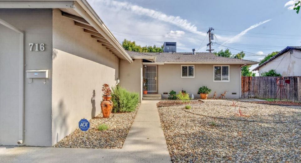 716 Winslow Dr, Yuba City, CA 95991 Photo