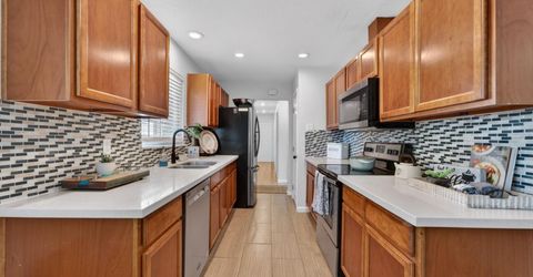 716 Winslow Dr, Yuba City, CA 95991 Photo