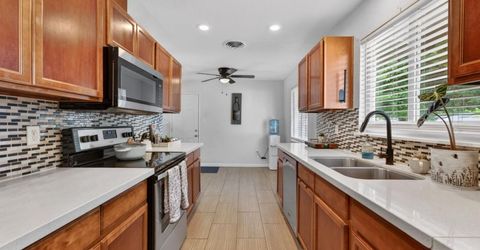 716 Winslow Dr, Yuba City, CA 95991 Photo