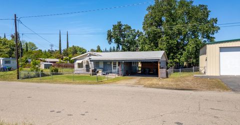 60 Lake Ave, Red Bluff, CA 96080 Photo