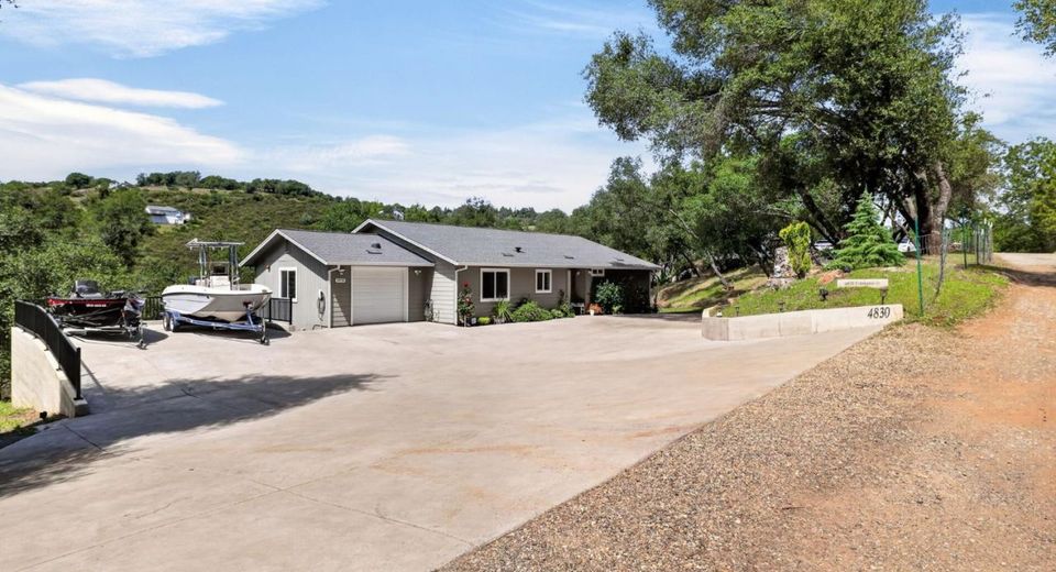4830 Creekside Dr, Shingle Springs, CA 95682 Photo