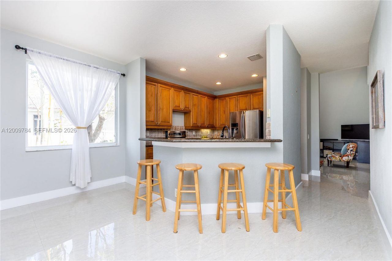 980 Golden Cane Dr, Weston, FL 33327 Photo