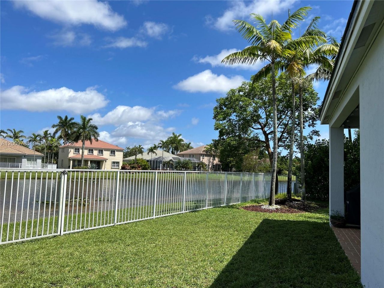 980 Golden Cane Dr, Weston, FL 33327 Photo