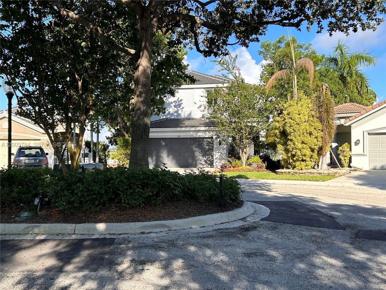 980 Golden Cane Dr, Weston, FL 33327 Photo