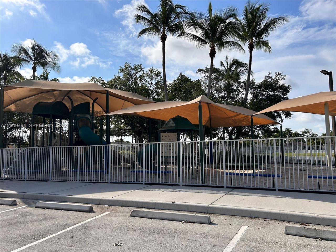 980 Golden Cane Dr, Weston, FL 33327 Photo