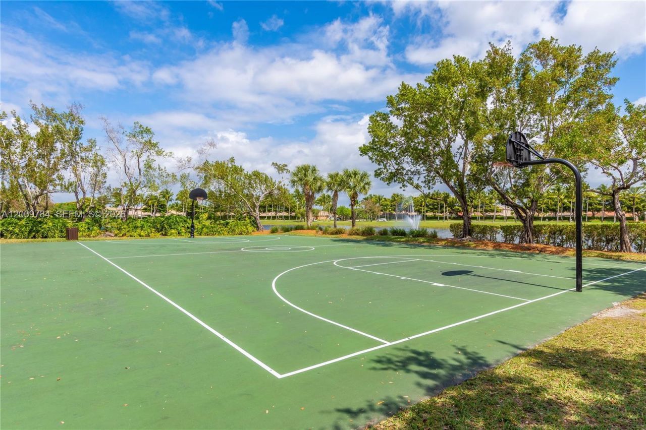980 Golden Cane Dr, Weston, FL 33327 Photo