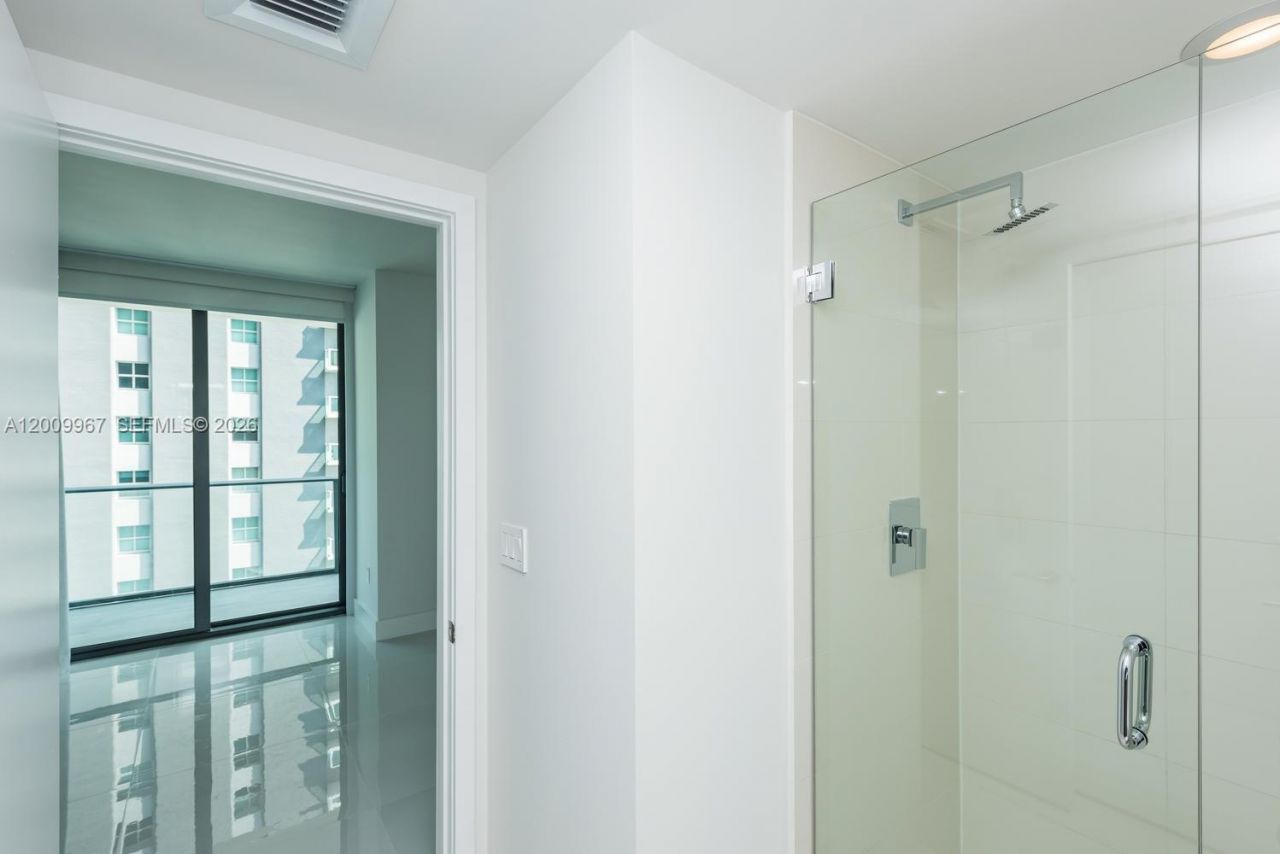1300 S Miami, Unit 1801, Miami, FL 33130 Photo
