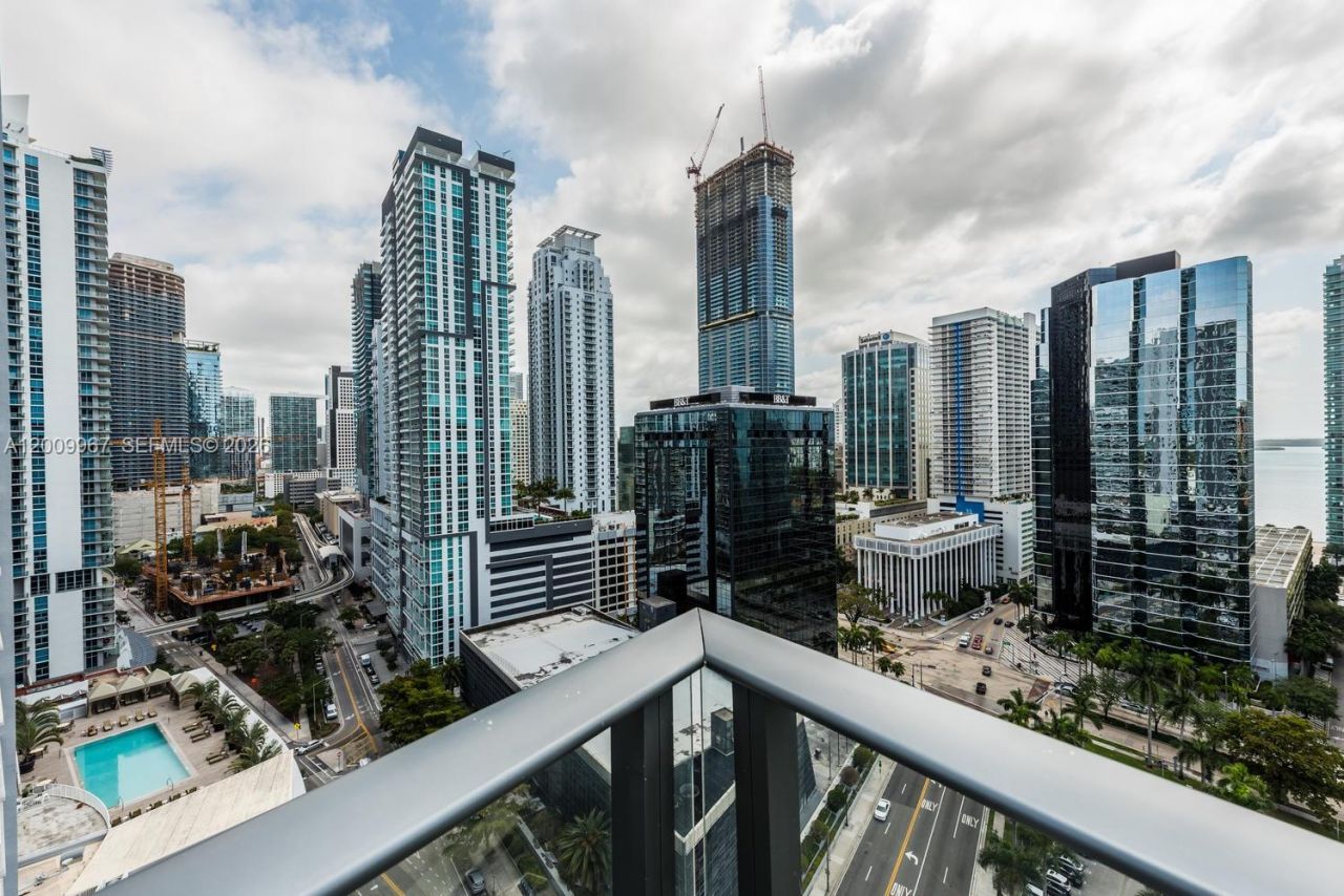 1300 S Miami, Unit 1801, Miami, FL 33130 Photo