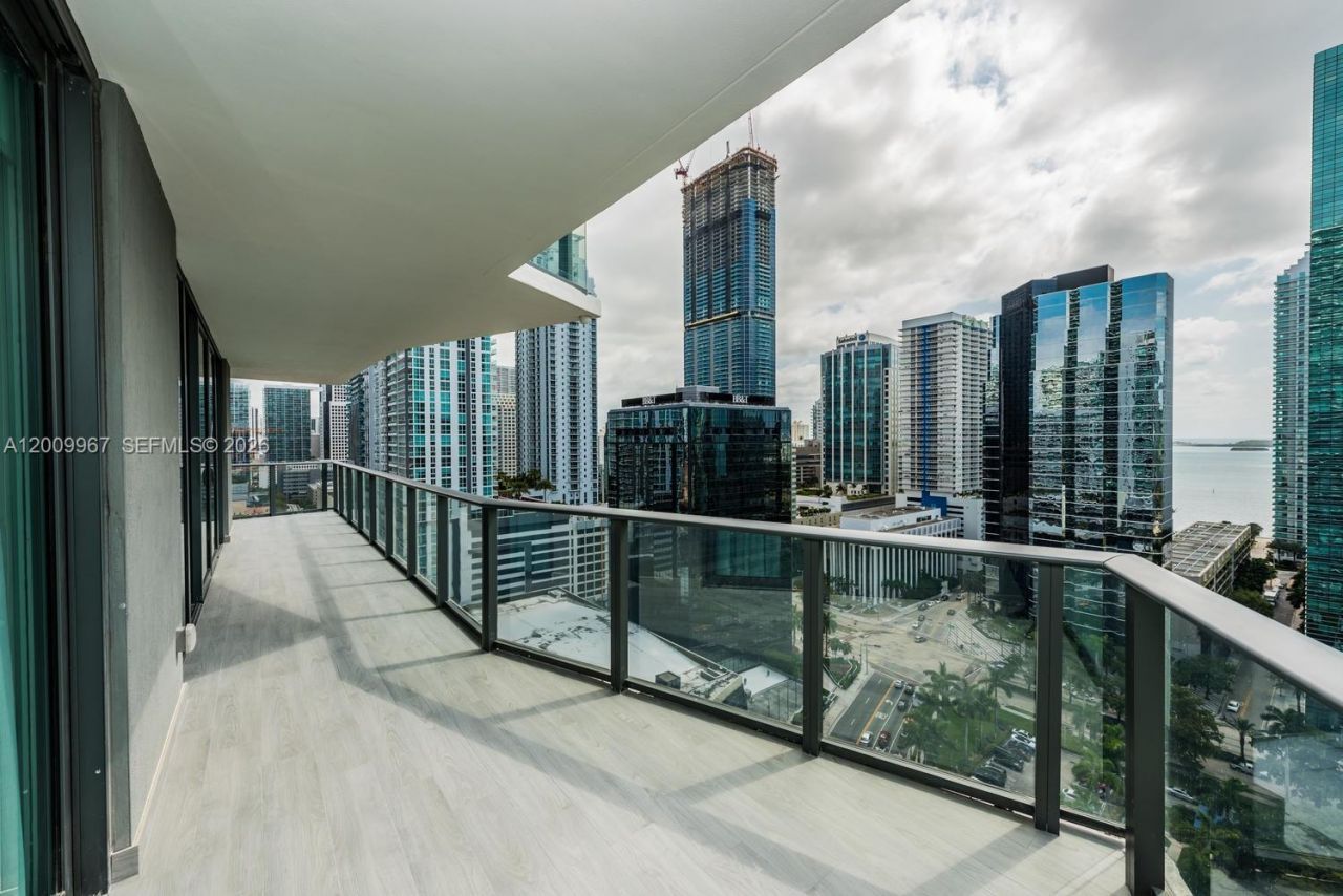 1300 S Miami, Unit 1801, Miami, FL 33130 Photo