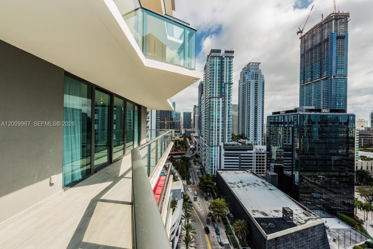 1300 S Miami, Unit 1801, Miami, FL 33130 Photo