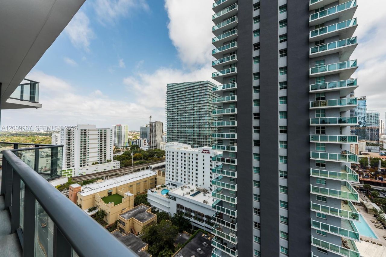 1300 S Miami, Unit 1801, Miami, FL 33130 Photo