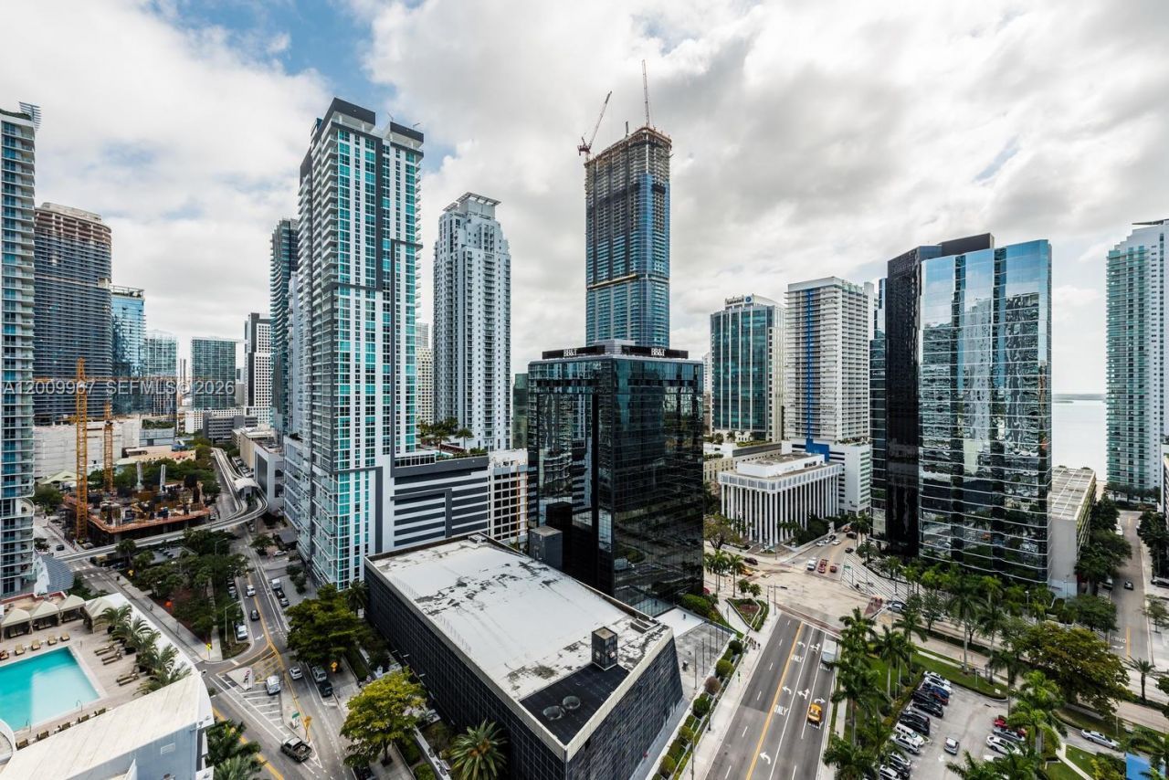 1300 S Miami, Unit 1801, Miami, FL 33130 Photo