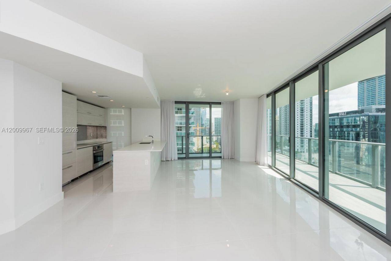 1300 S Miami, Unit 1801, Miami, FL 33130 Photo