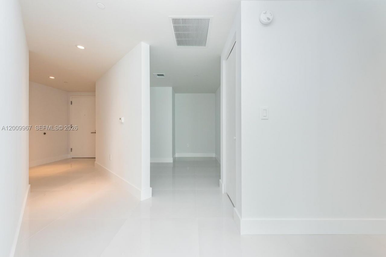 1300 S Miami, Unit 1801, Miami, FL 33130 Photo