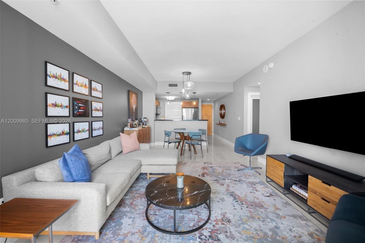 253 NE 2nd St, Unit 2503, Miami, FL 33132 Photo
