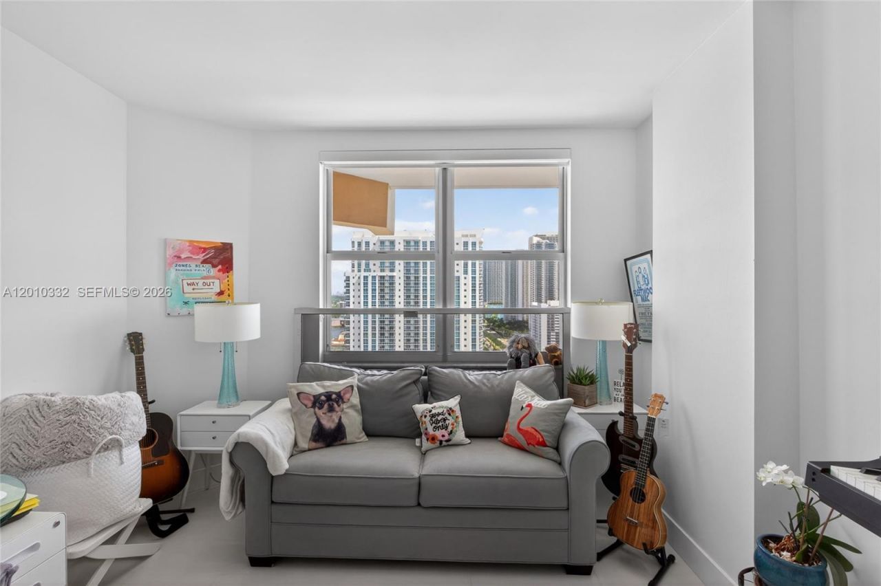 1985 S Ocean Dr, Unit 22H, Hallandale Beach, FL 33009 Photo