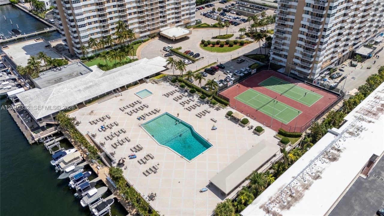 1985 S Ocean Dr, Unit 22H, Hallandale Beach, FL 33009 Photo