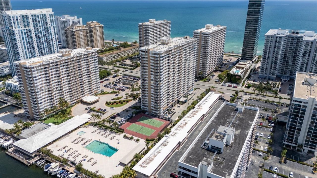 1985 S Ocean Dr, Unit 22H, Hallandale Beach, FL 33009 Photo