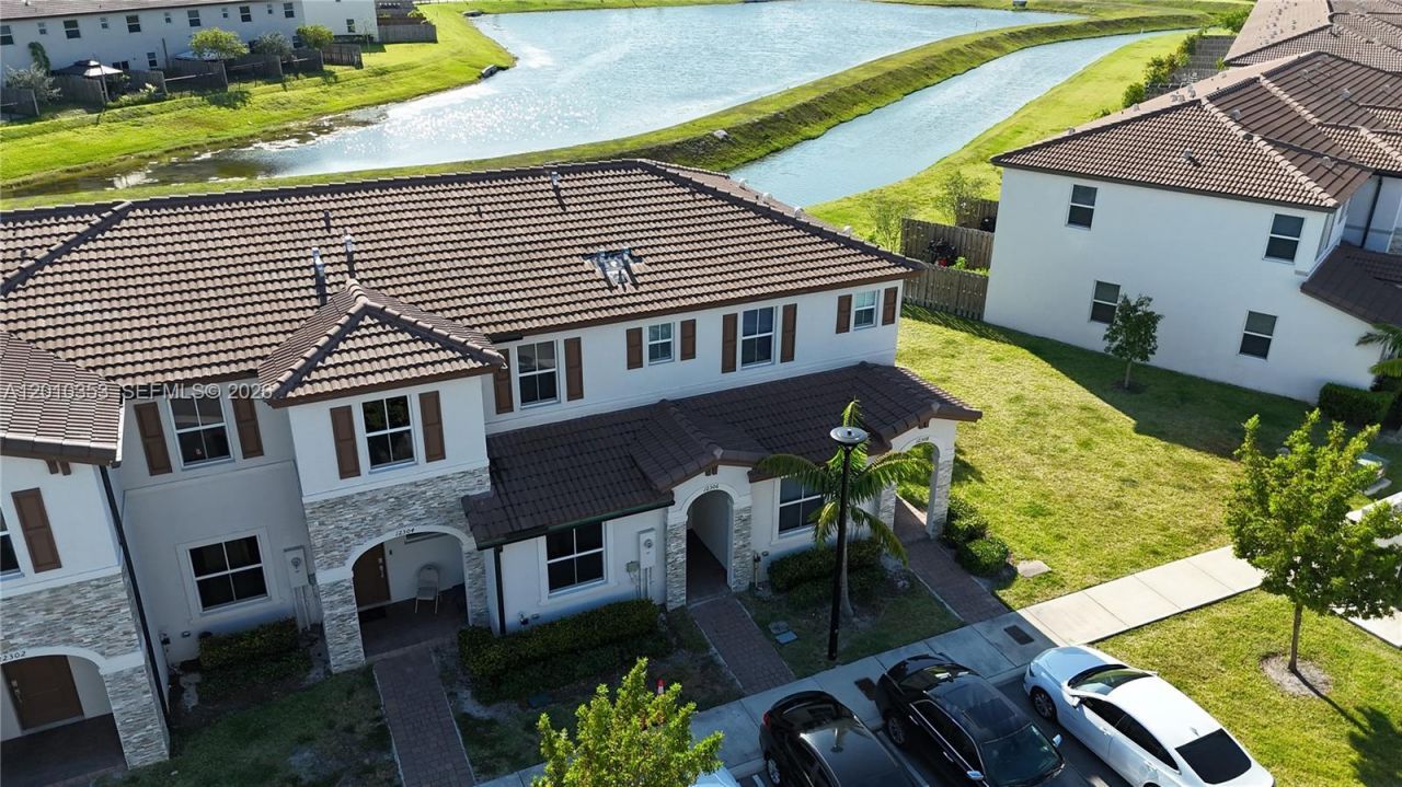 12308 NW 23rd Ct, Unit 12308, Miami, FL 33167 Photo