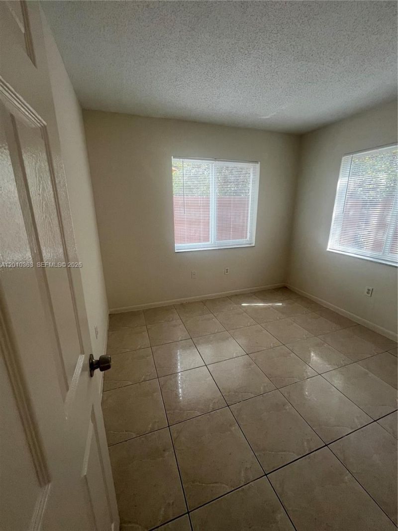 1419 SW 22nd Ave , Unit 4, Miami, FL 33145 Photo