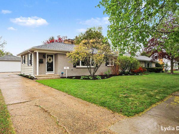 1144 Ellsmere Street NE, Grand Rapids, MI 49505