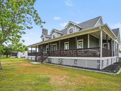 942 Meadow Dr. , Loris, SC 29569