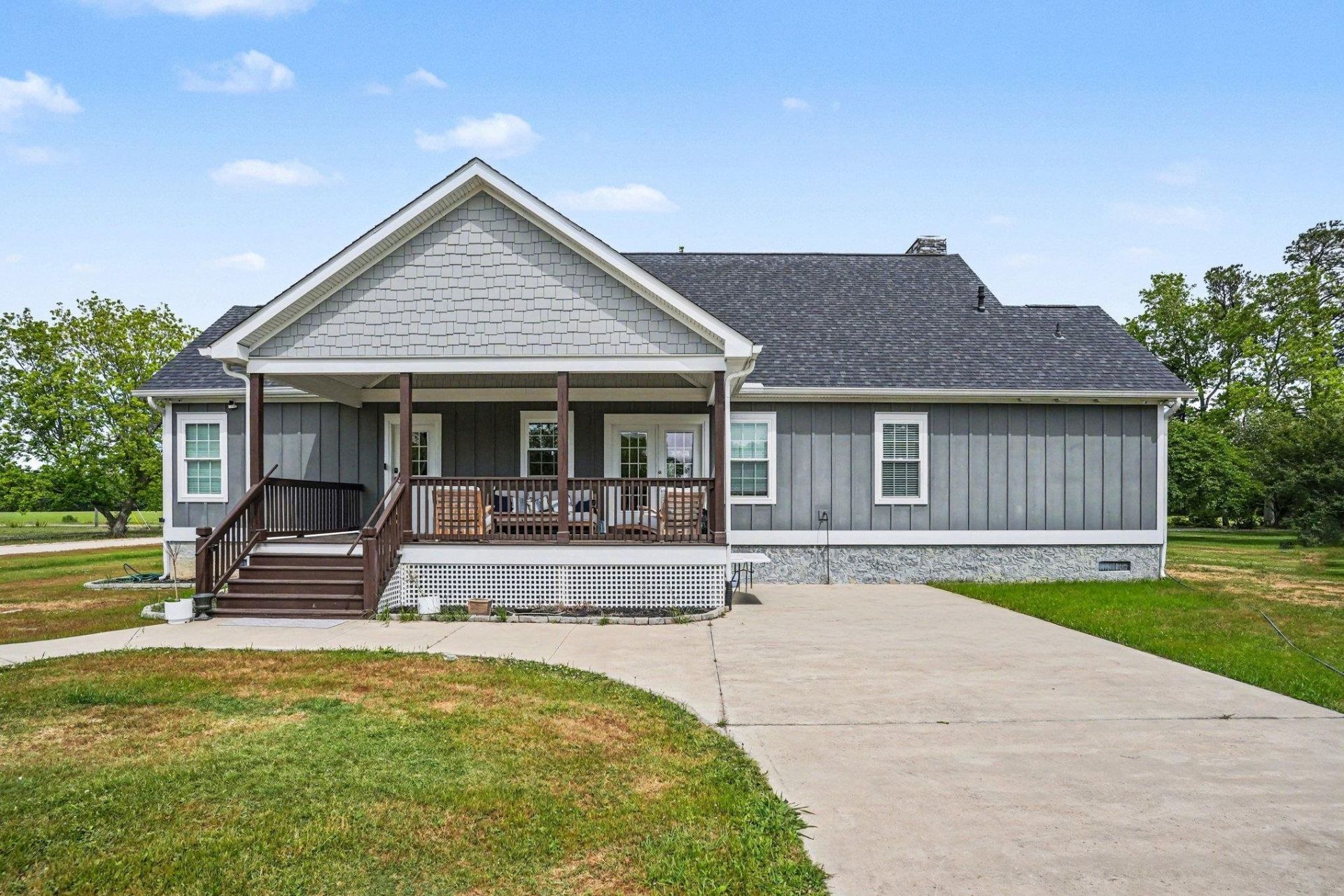 942 Meadow Dr.  Photo 27