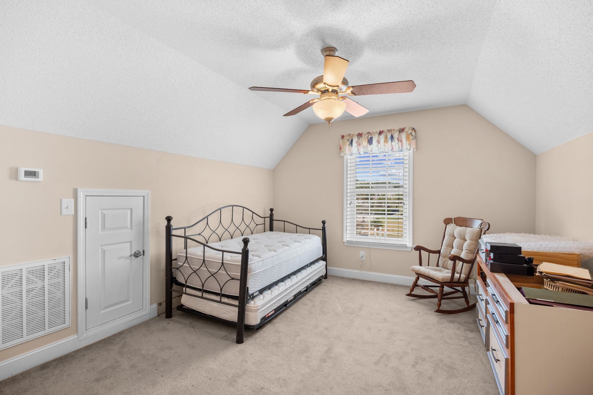 8204 Caddis Ct. Photo 33