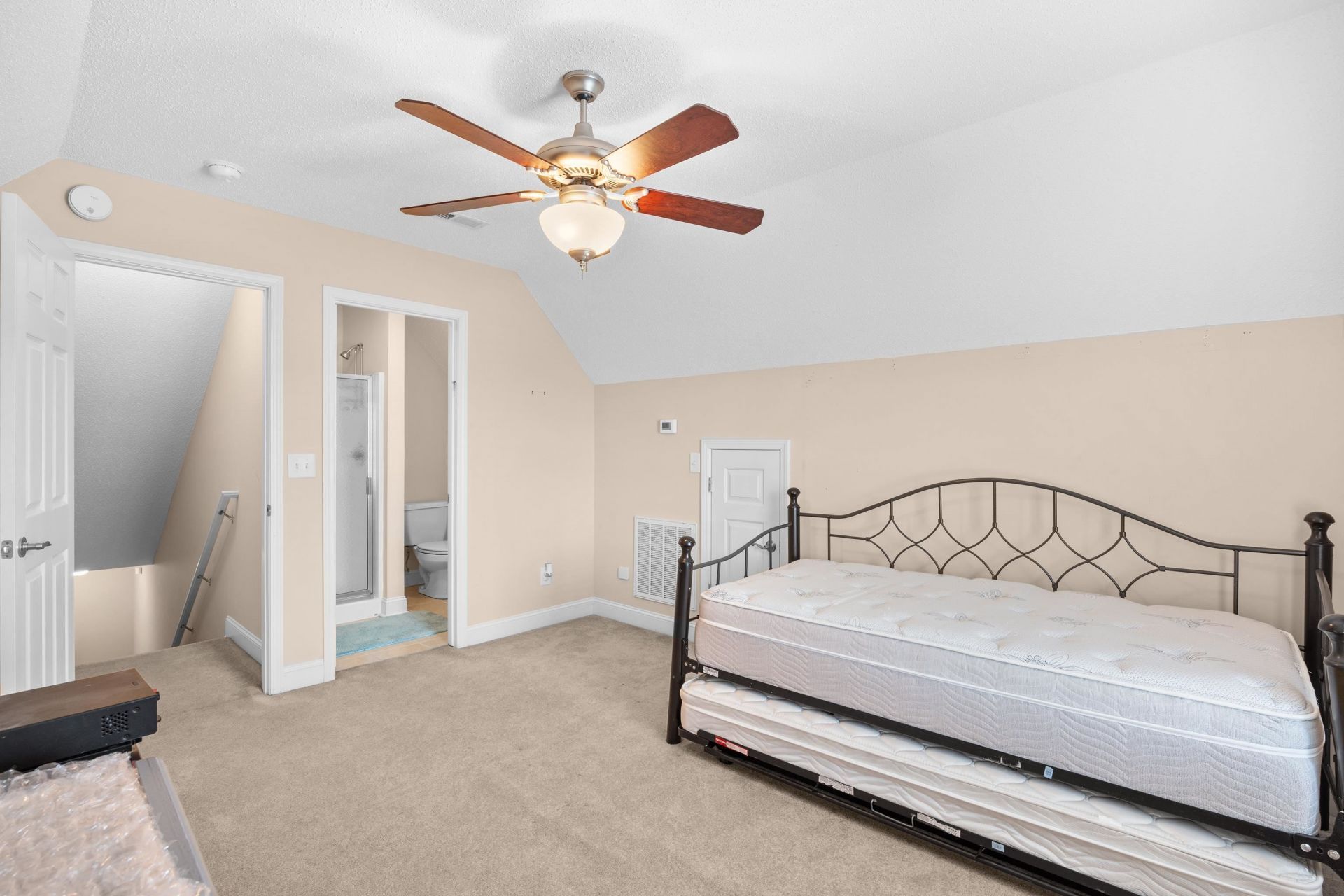 8204 Caddis Ct. Photo 34