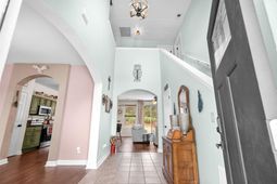 144 Zinnia Dr. photo 4