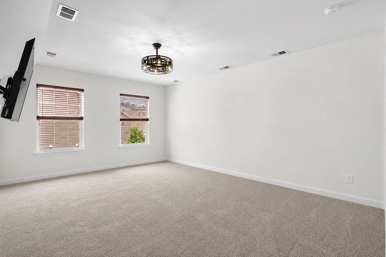144 Zinnia Dr. Photo 26