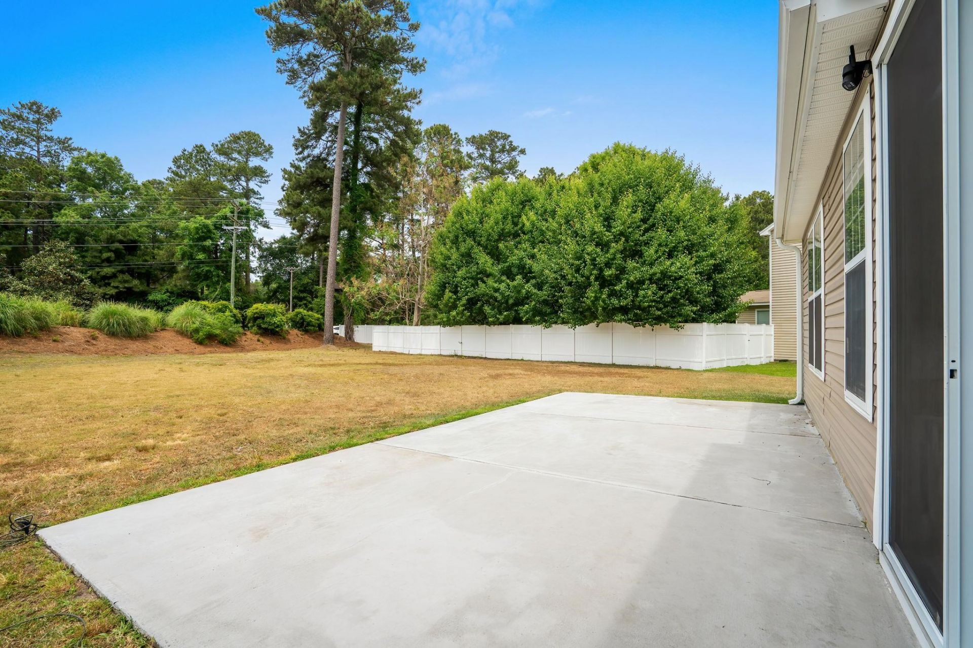144 Zinnia Dr. Photo 31