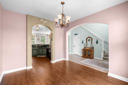 144 Zinnia Dr. photo 4