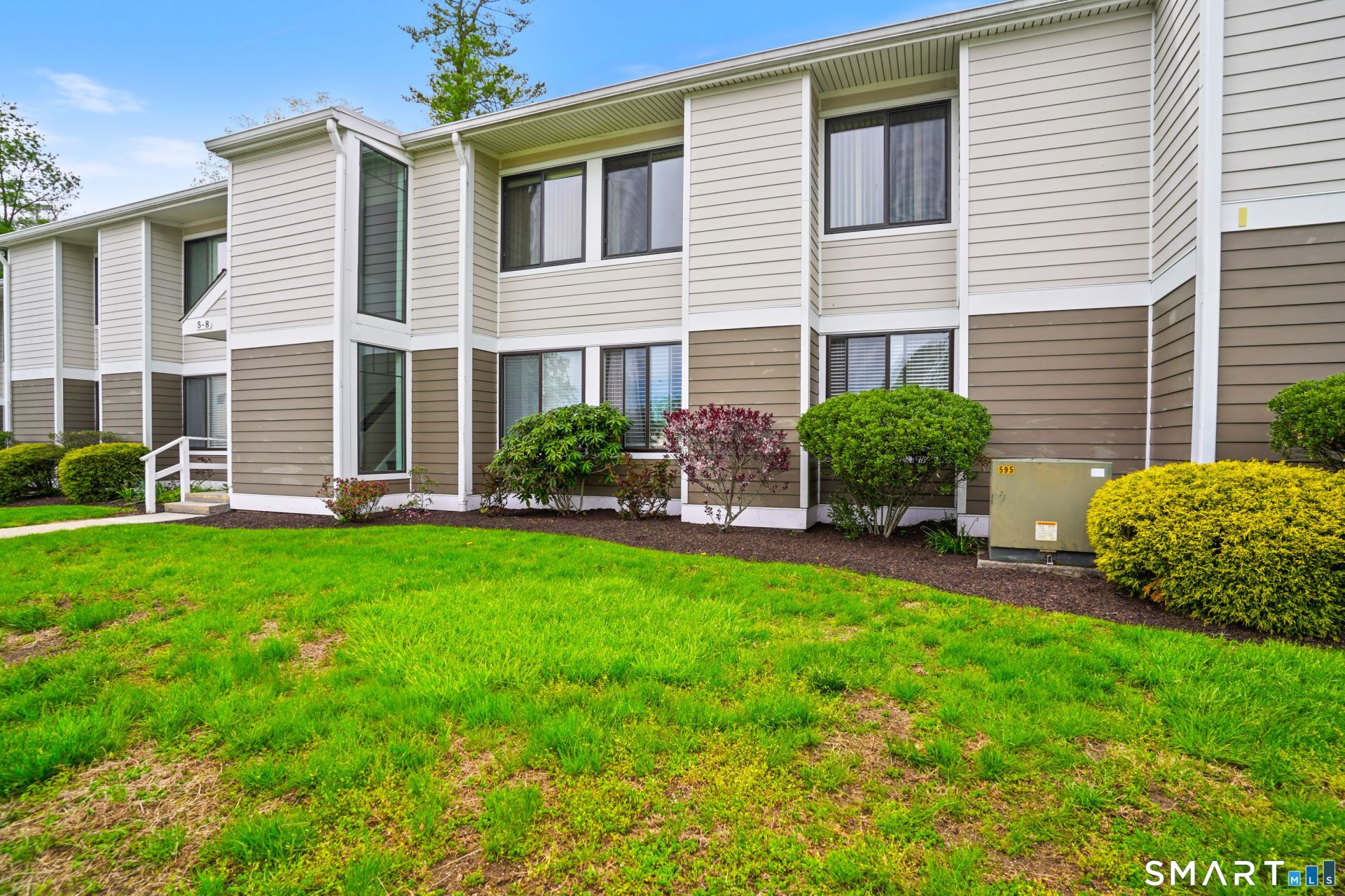 6 Stebbins, Unit 6, Ridgefield, CT 06877 Main Photo