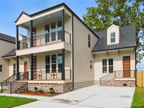 2320 MARDI GRAS Boulevard, New Orleans, LA 70114