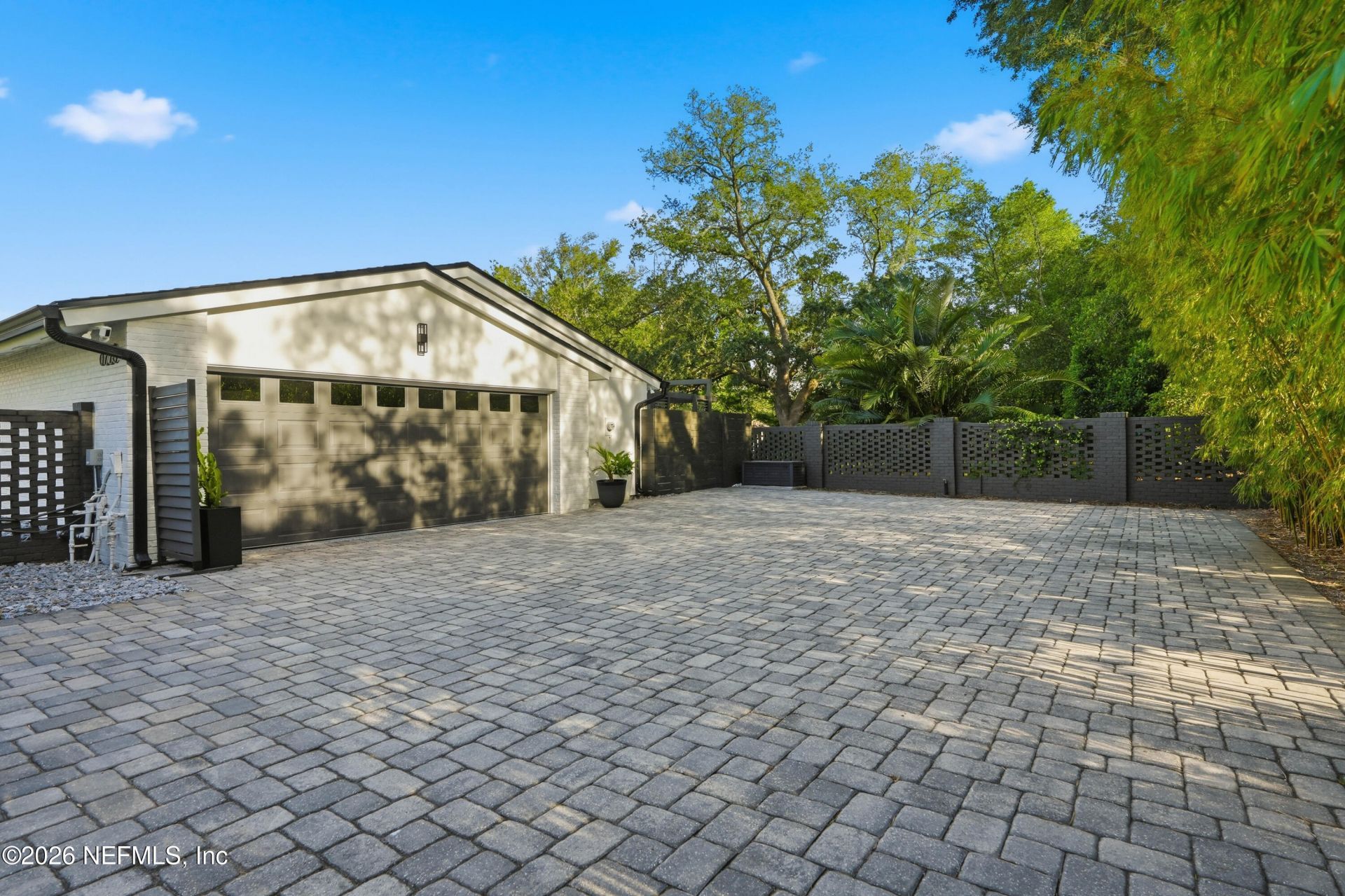 8228 Hollyridge Road, Jacksonville, FL 32256 Photo