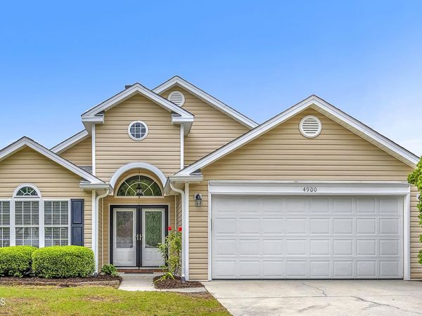 4900 Merlot Court, Wilmington, NC 28409