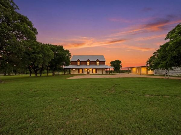 1632 County Road 4125, Iredell, TX 76649
