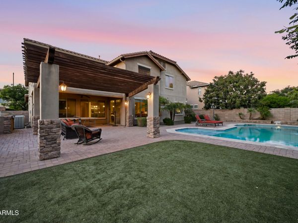 1377 E GLACIER Place, Chandler, AZ 85249