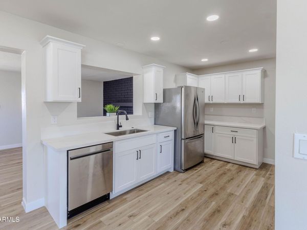 314 W MINTON Street, Phoenix, AZ 85041