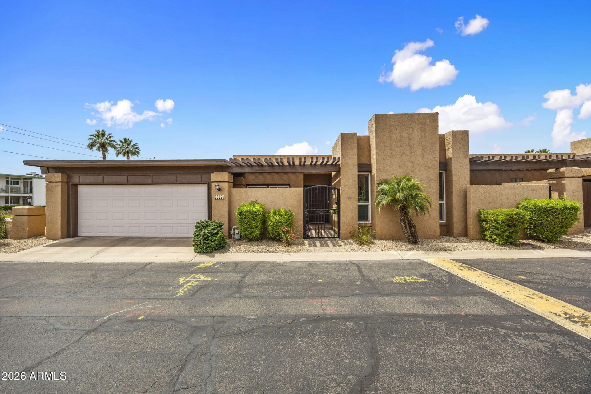 6502 N La Paloma Este, Phoenix, AZ 85014 Main Photo