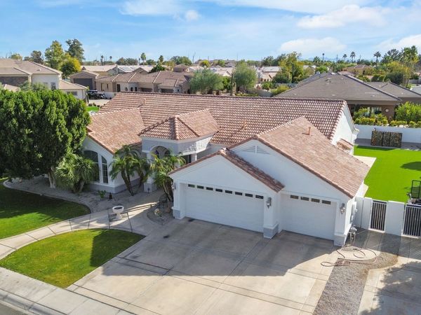 4575 E ENCINAS Avenue, Gilbert, AZ 85234