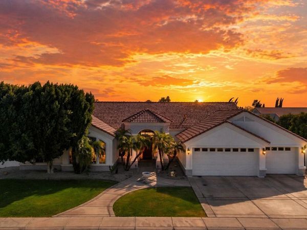 4575 E ENCINAS Avenue, Gilbert, AZ 85234