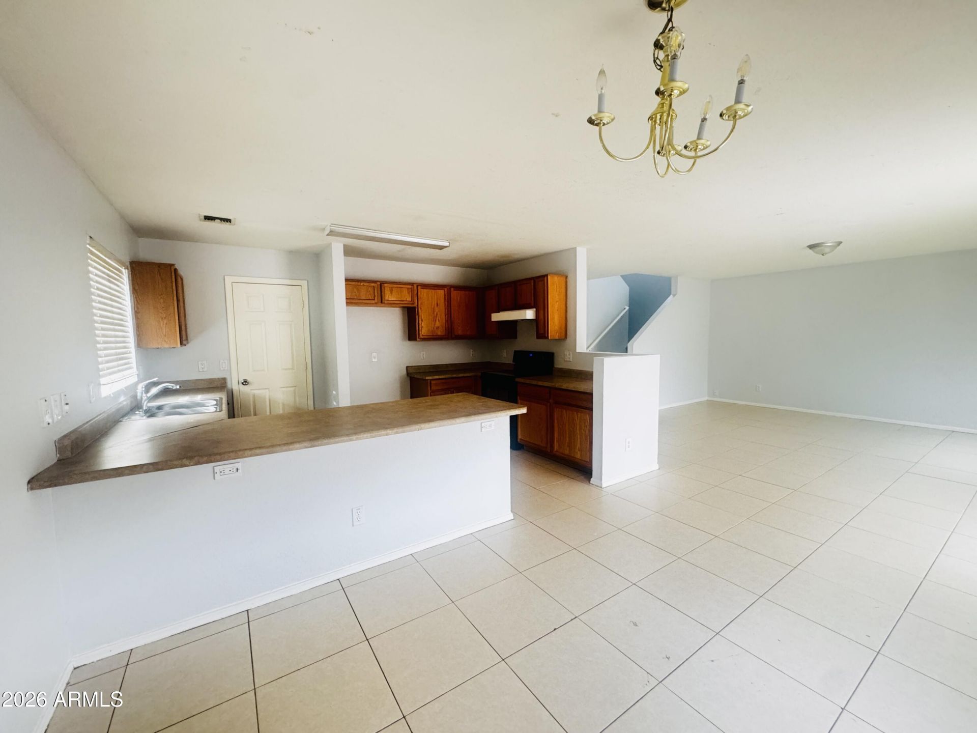 3143 W Jessica Lane, Phoenix, AZ 85041 Main Photo